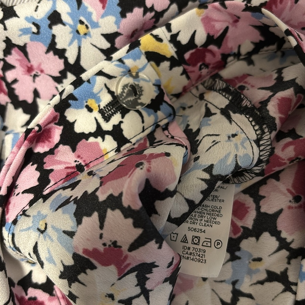 LOFT floral midi wrap skirt. - Picture 6 of 8